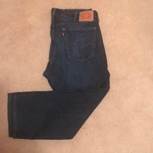 Levi 514 Straight Fit Jeans